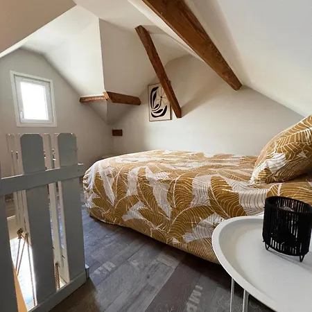 Le Relais De Jardin Parking Mezzanine